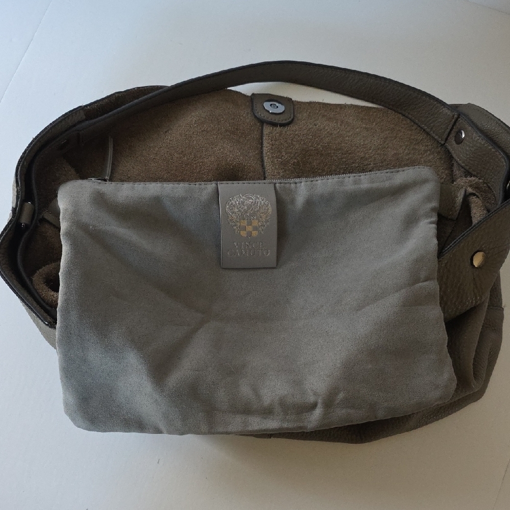 Vince Camuto 100% Leather Shoulder Bag/Hobo/Slouchy bag - Picture 9 of 16